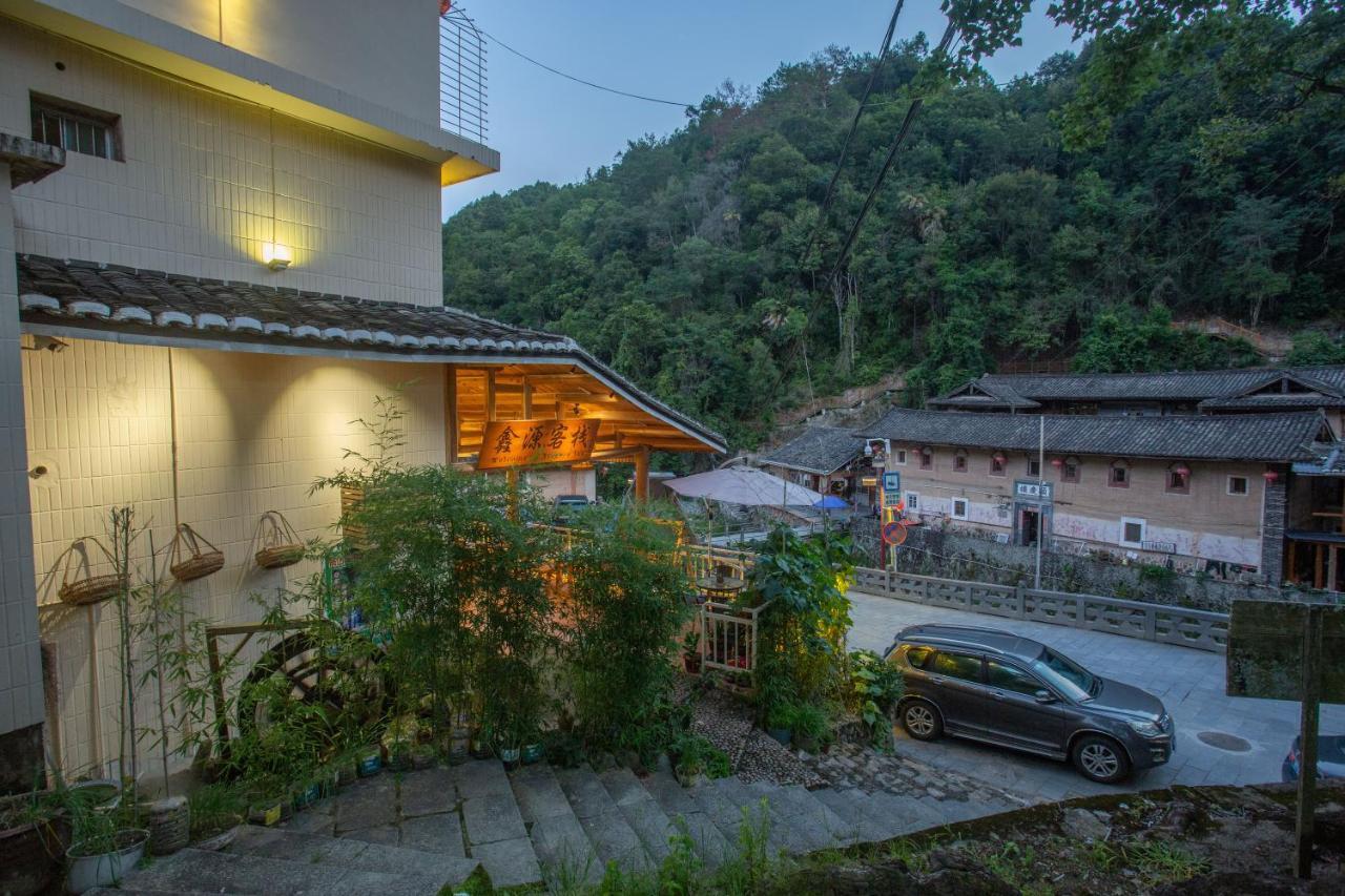 Nanjing Tulou Xinyuan HomeStay Bagian luar foto