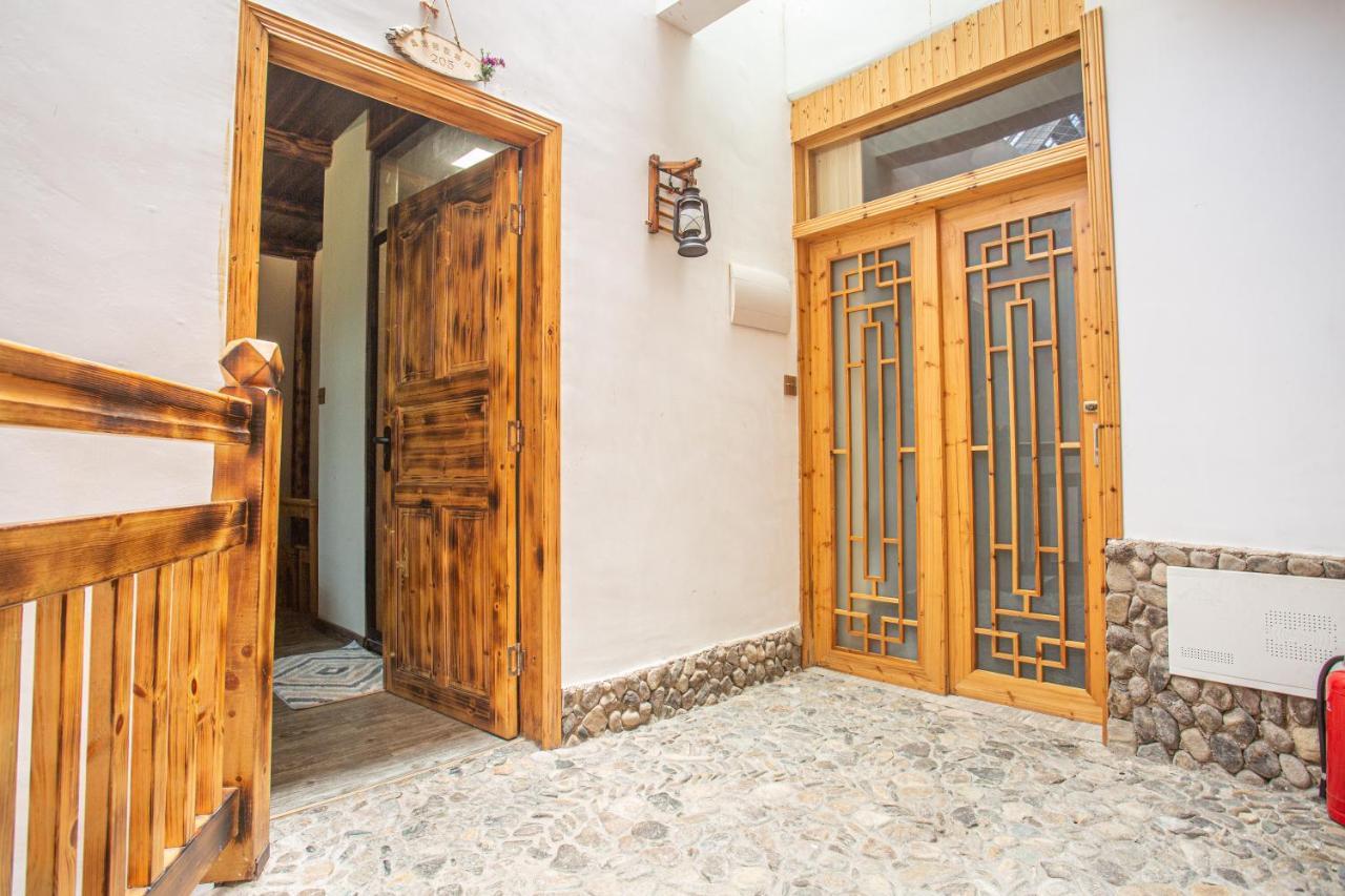 Nanjing Tulou Xinyuan HomeStay Bagian luar foto