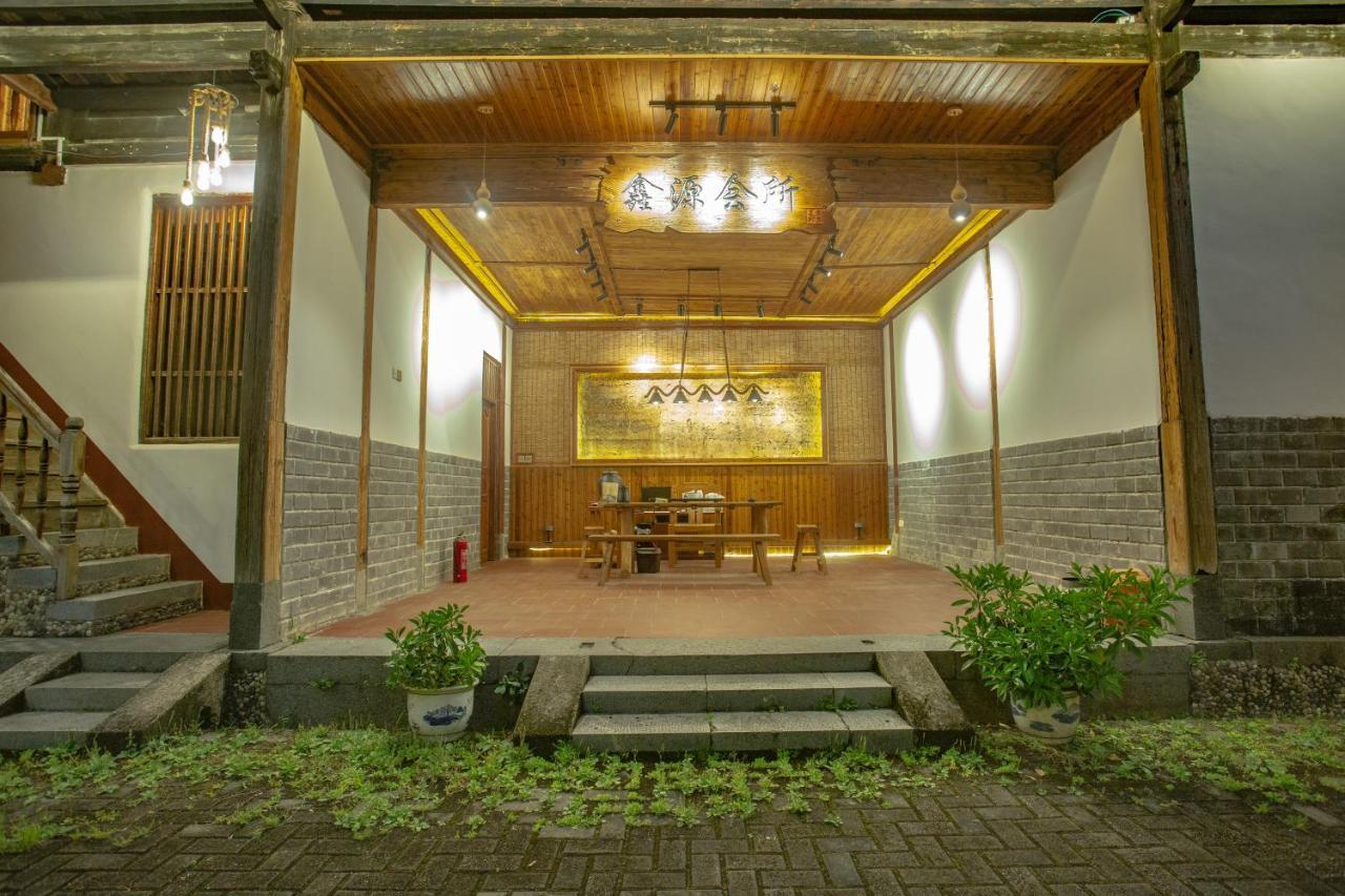 Nanjing Tulou Xinyuan HomeStay Bagian luar foto