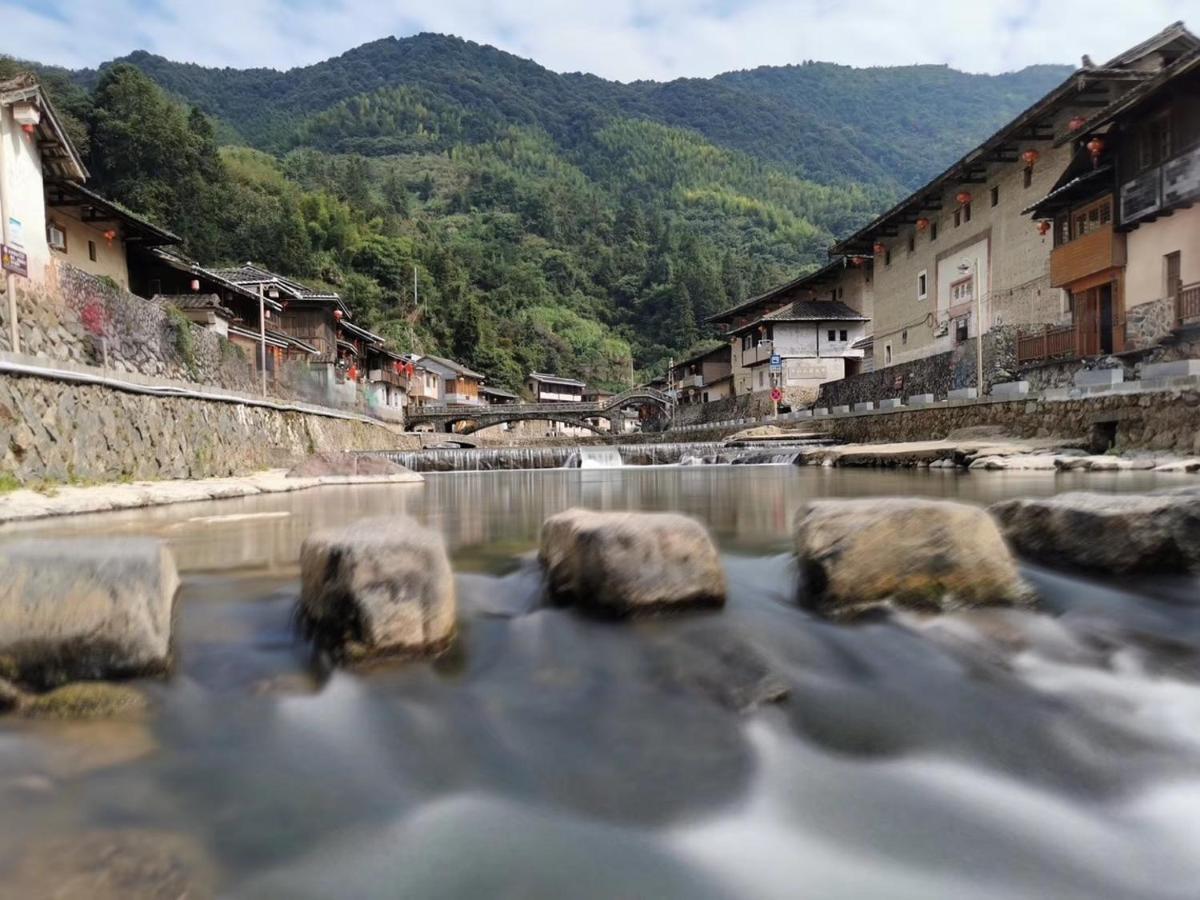Nanjing Tulou Xinyuan HomeStay Bagian luar foto