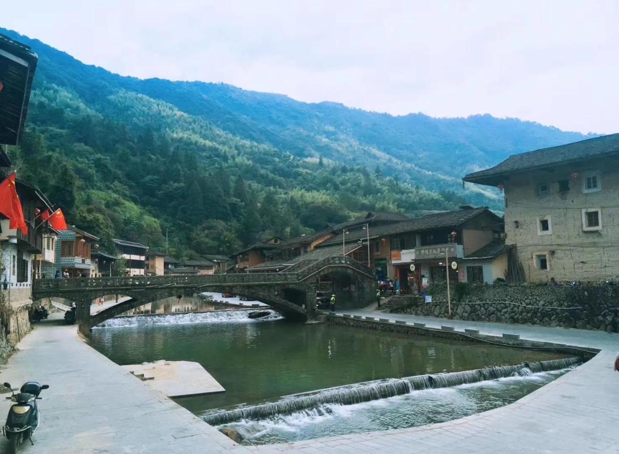 Nanjing Tulou Xinyuan HomeStay Bagian luar foto